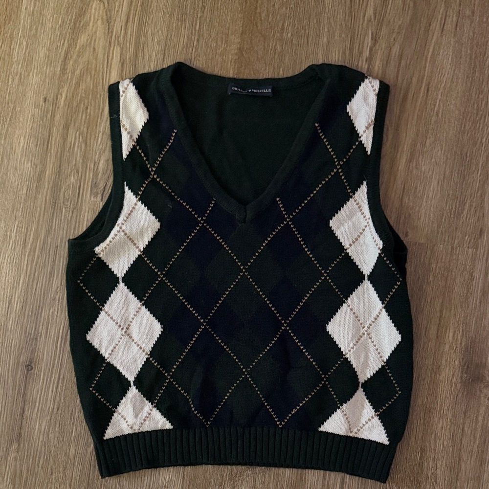 Brandy Melville Black and White Argyle Vest